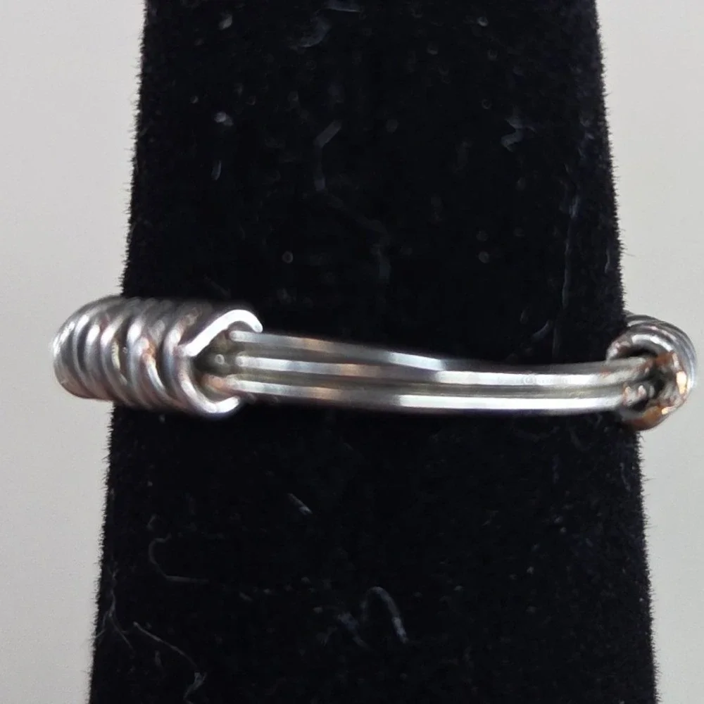 Handmade Wire Wrapped Ring Black White Hypnotize Swirl Glass Bead Boho Size‎ 7.5